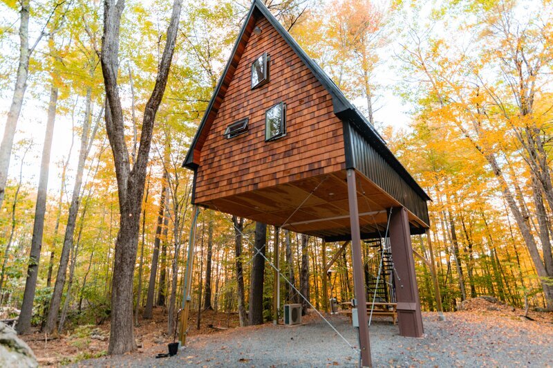 Vista exterior de apartamento moderno tipo Airbnb