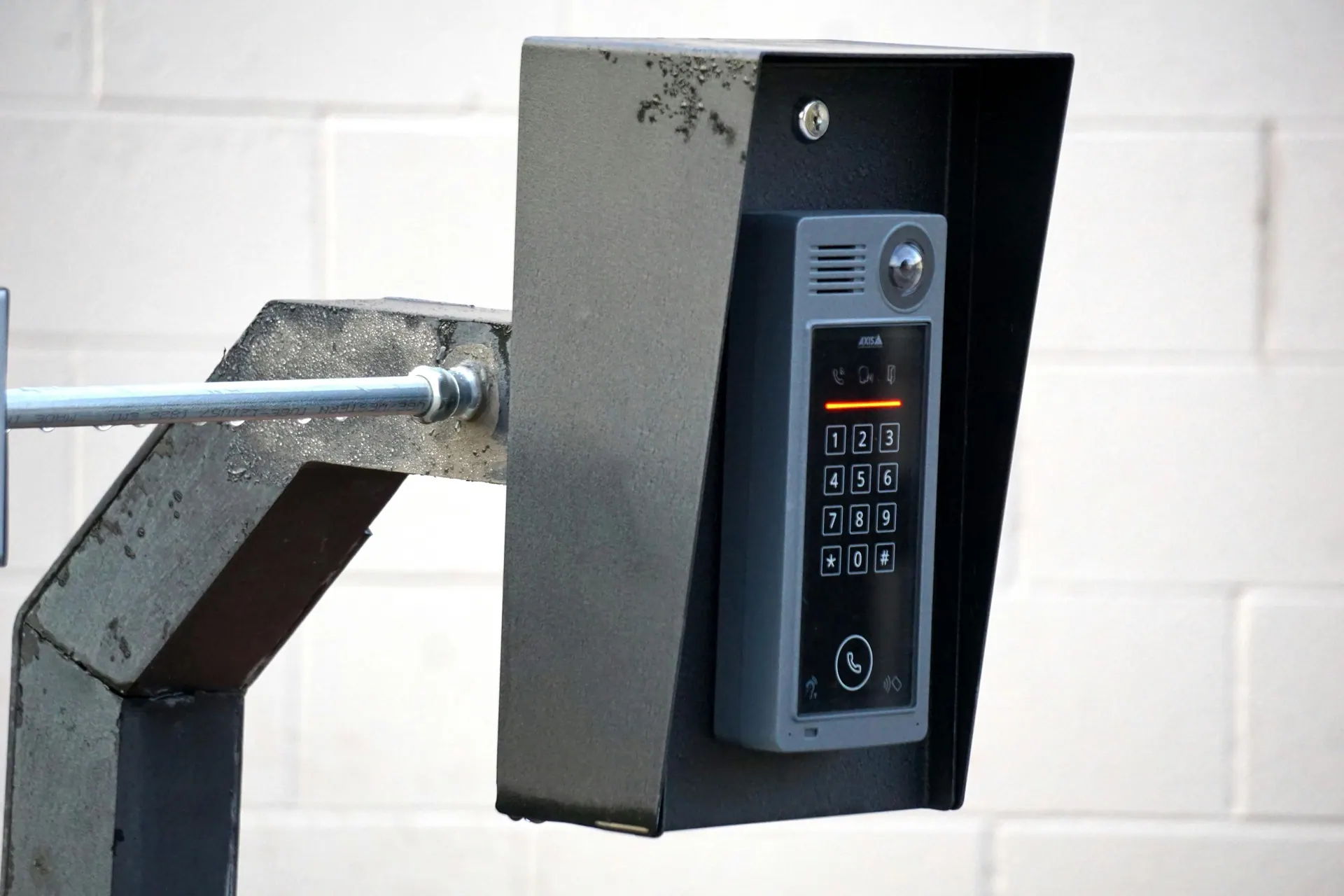 Caja de seguridad para llaves montada en pared