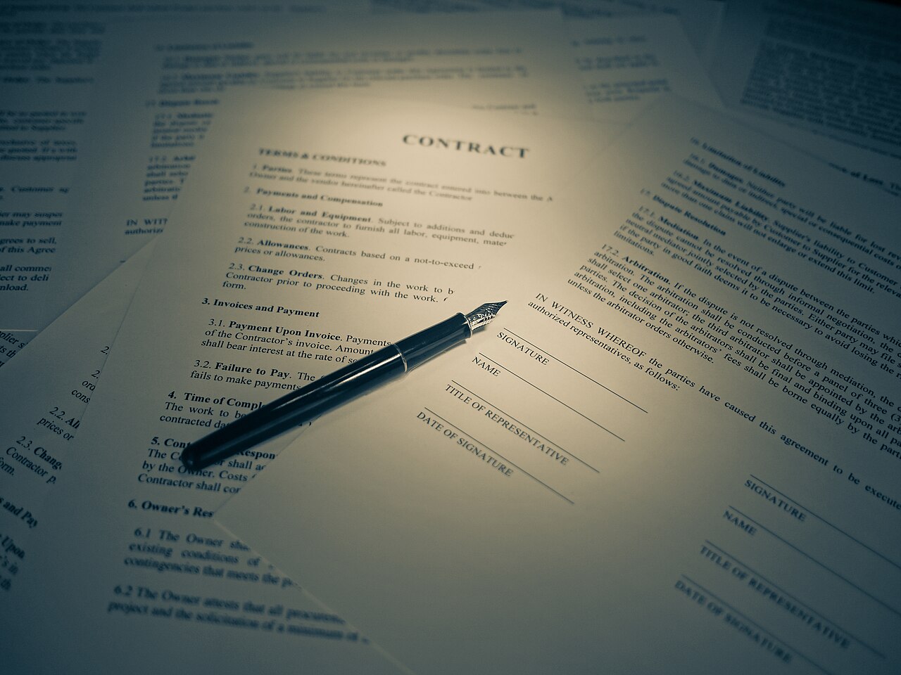 Documentación y trámite digital para registrar una propiedad